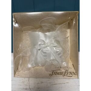 Jamie Lynn Ring Bearer Pillow White Satin‎ Bow Wedding Ceremony Decor